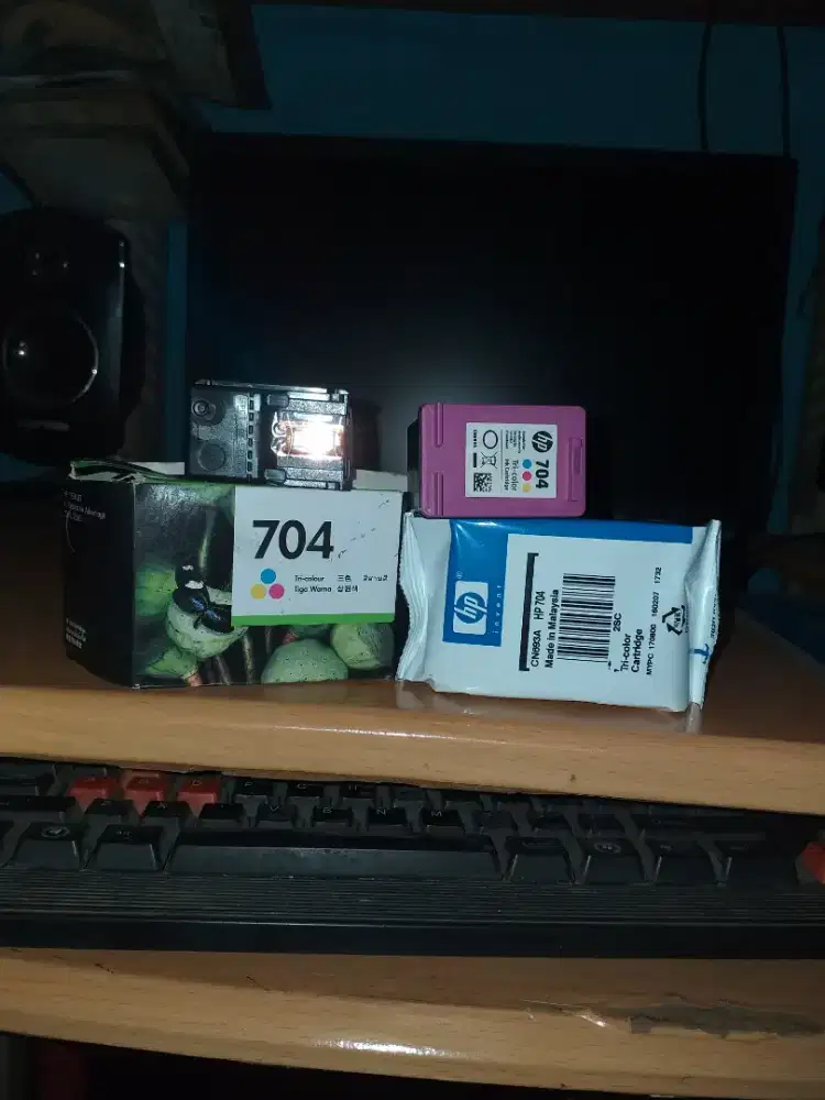 Catrid 704 warna untuk printer hp