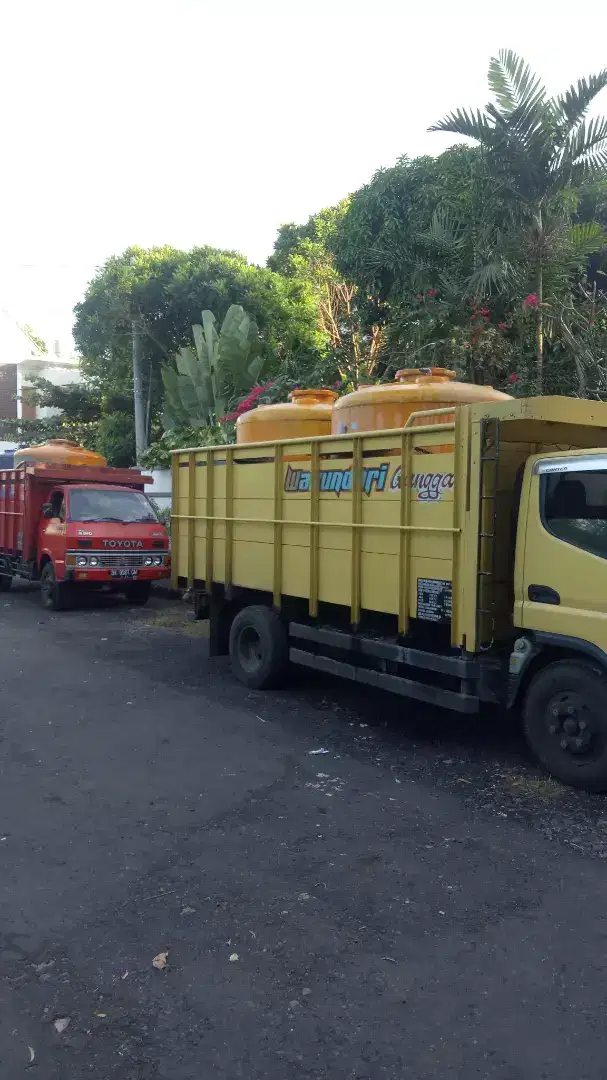 Air Bersih Truk Tangki 7.200 Liter