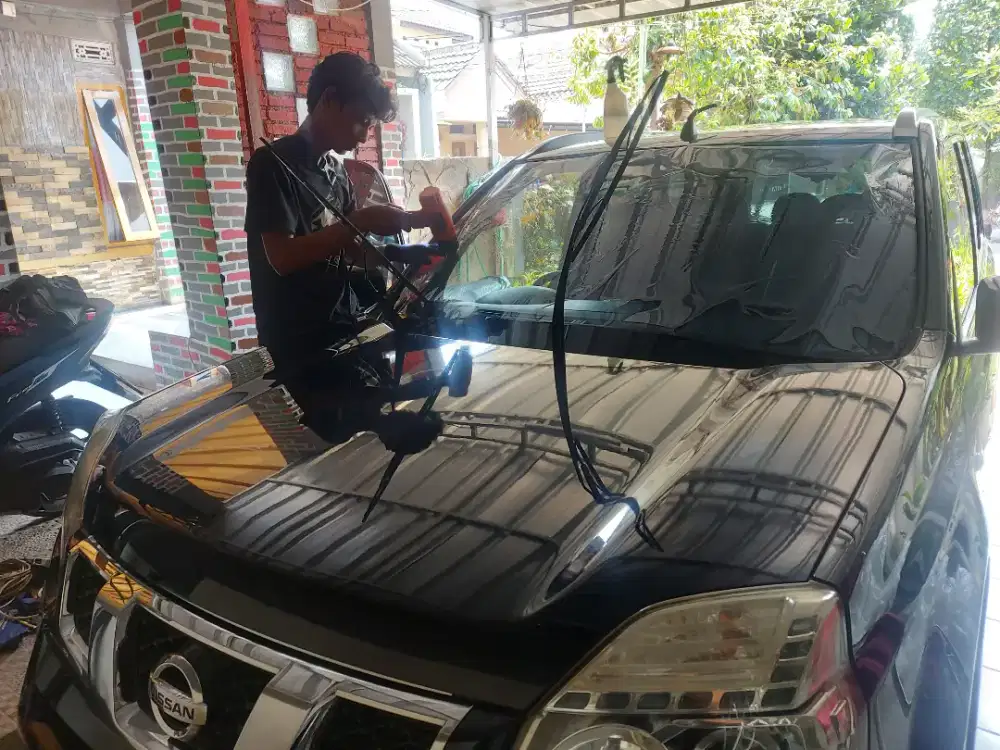 kaca film mobil dan jasa pasang panggilan