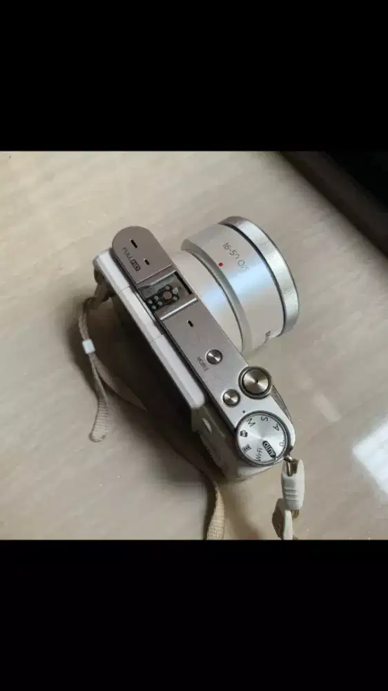 DIJUAL KAMERA SAMSUNG NX3000