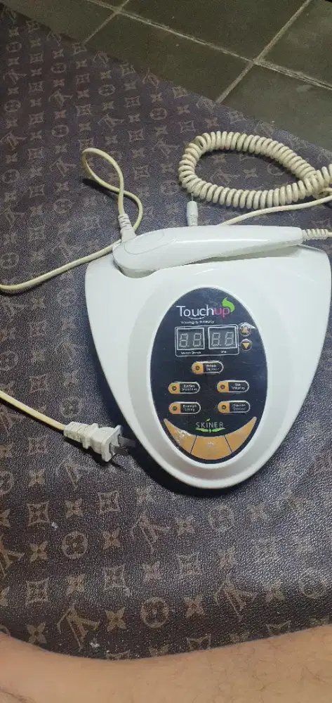 Alat terapi touch up young n beauty skiner jaco