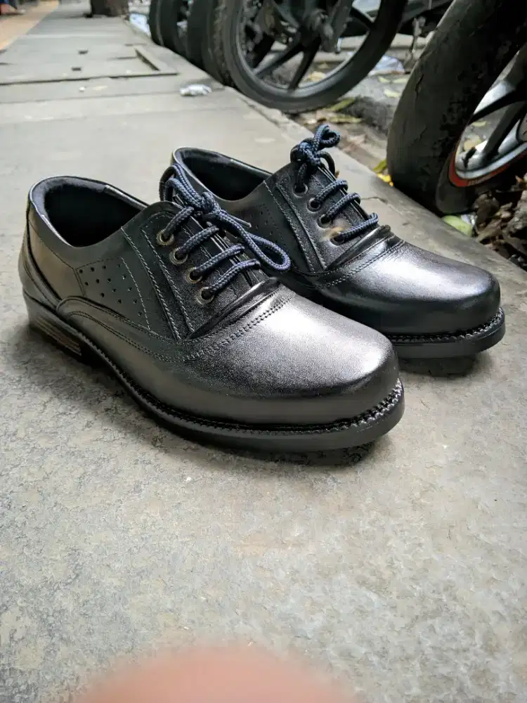 SEPATU Pantofel Tali Asli Kulit