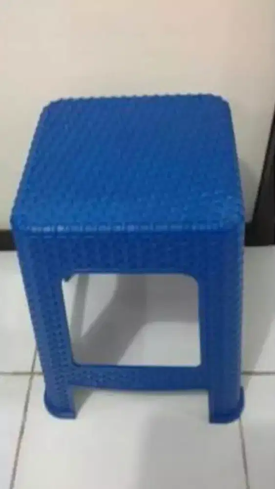 KURSI PLASTIK NAPOLLY DAN OLYMPLAST