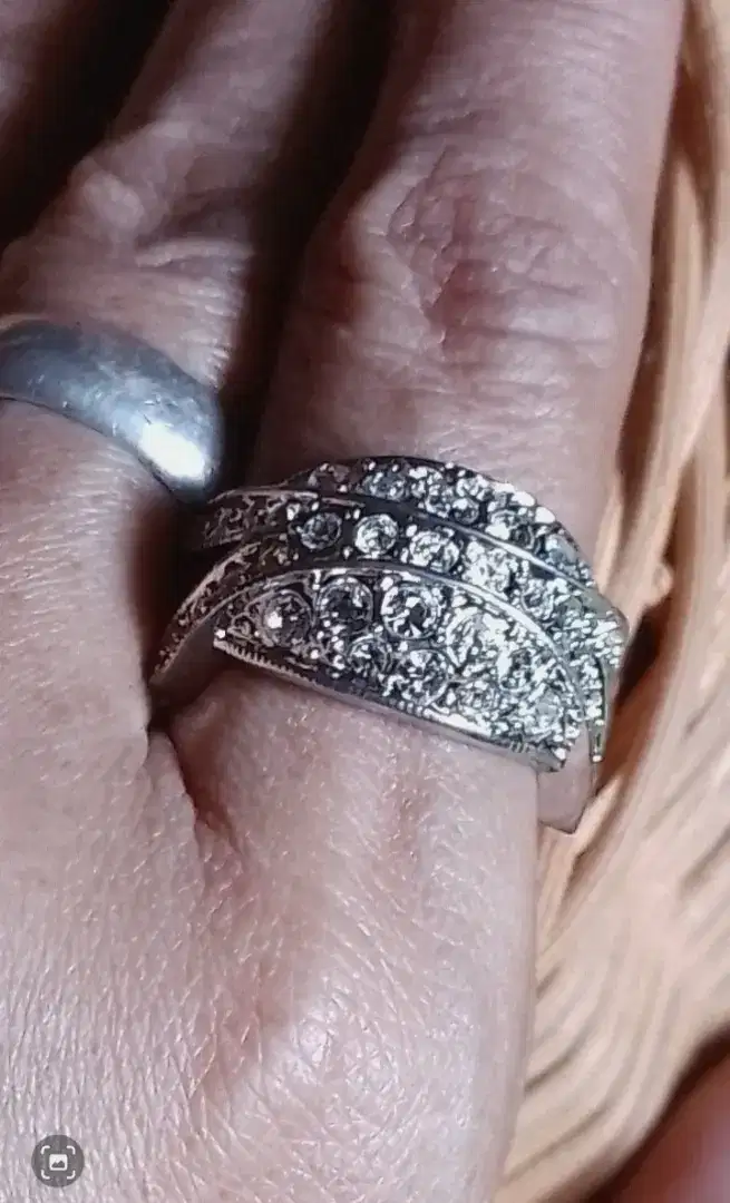 Cincin wanita mewah perak lapis mas putih
