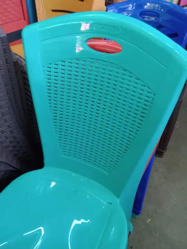 KURSI MAKAN NAPOLLY 211 MERAH - BIRU - TOSCA