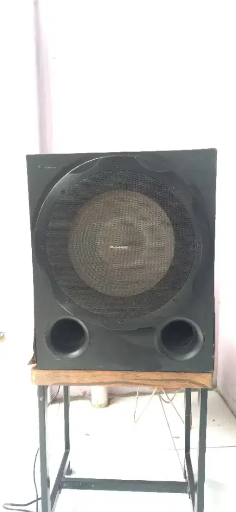 Soundsystem Turbosound Yamaha FBT Qube omnitronic Heco libero jbl