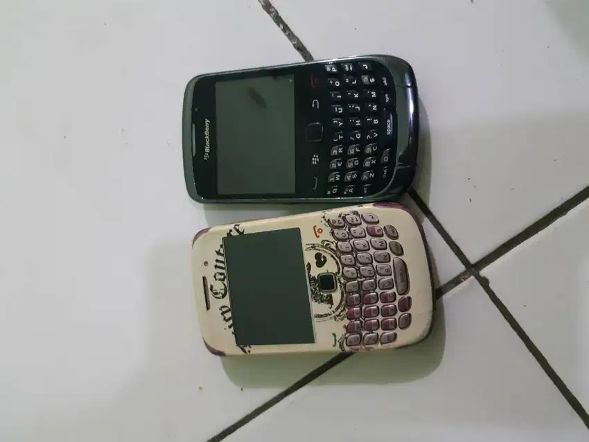 BB Curve 3G 9930 dan BB Curve 8520