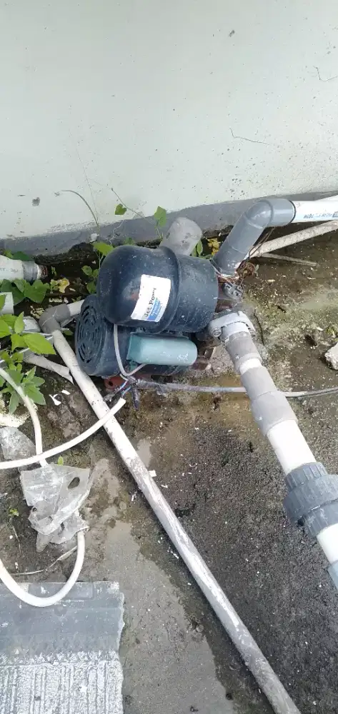 Tukang listrik,pompa air,kuras tandon, water heater,kloset duduk,dll