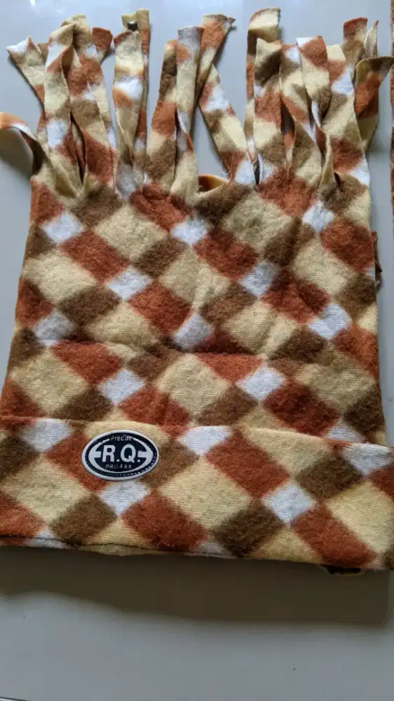 Topi hangat dan syaal anak