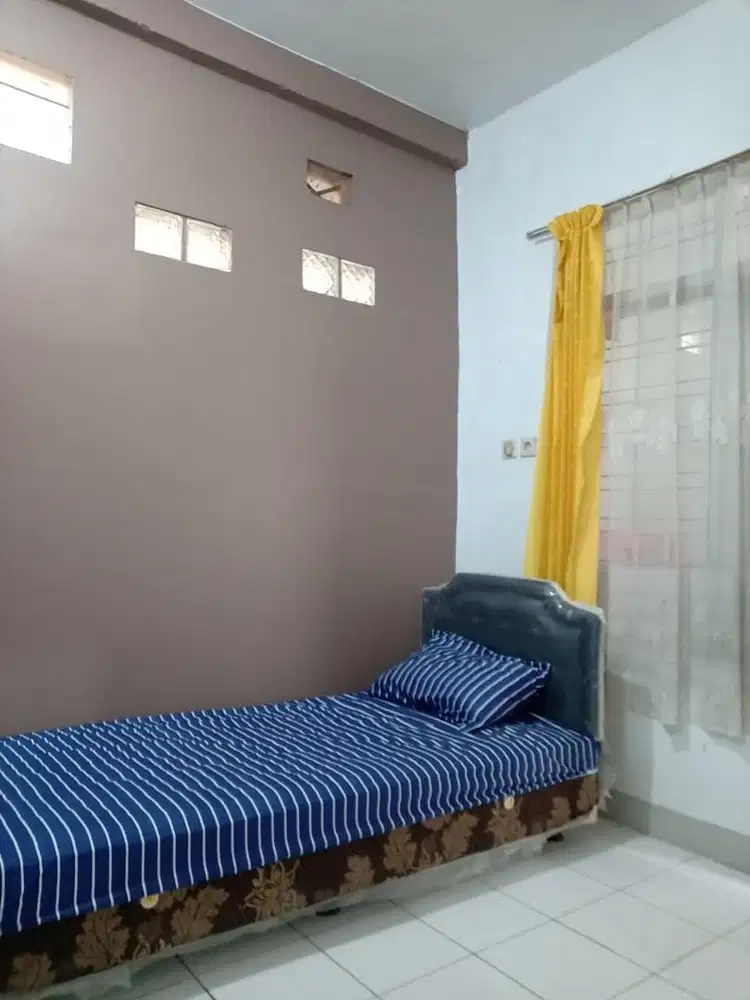 Kos Putri KM Dalam Gg Virgo Tubagus Ismail