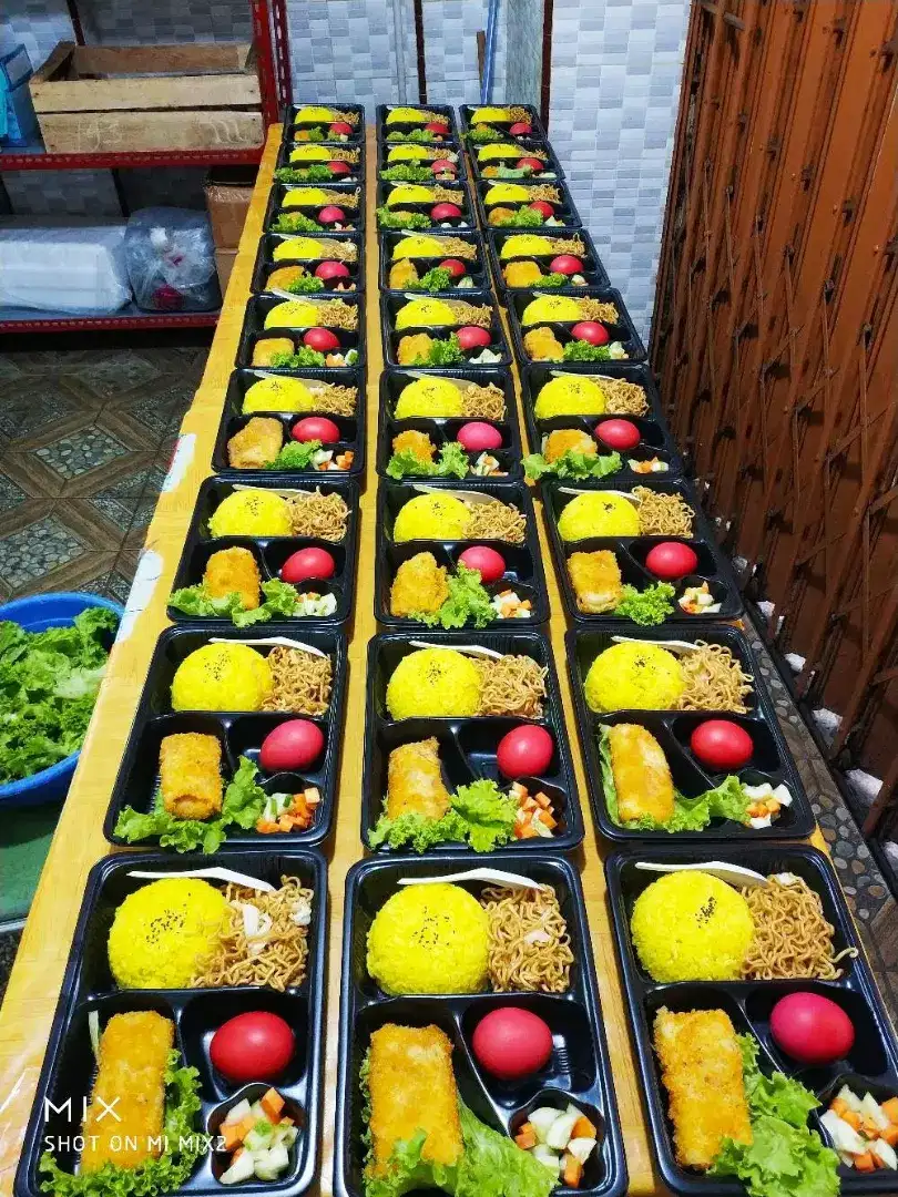 Melayani catering nasional dan nasi kotak