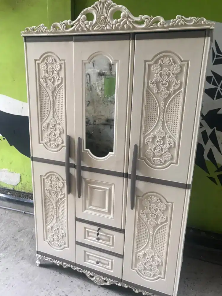 Lemari Baju Plastik 3 Pintu / Lemari Pakaian Plastik 3 Pintu 12