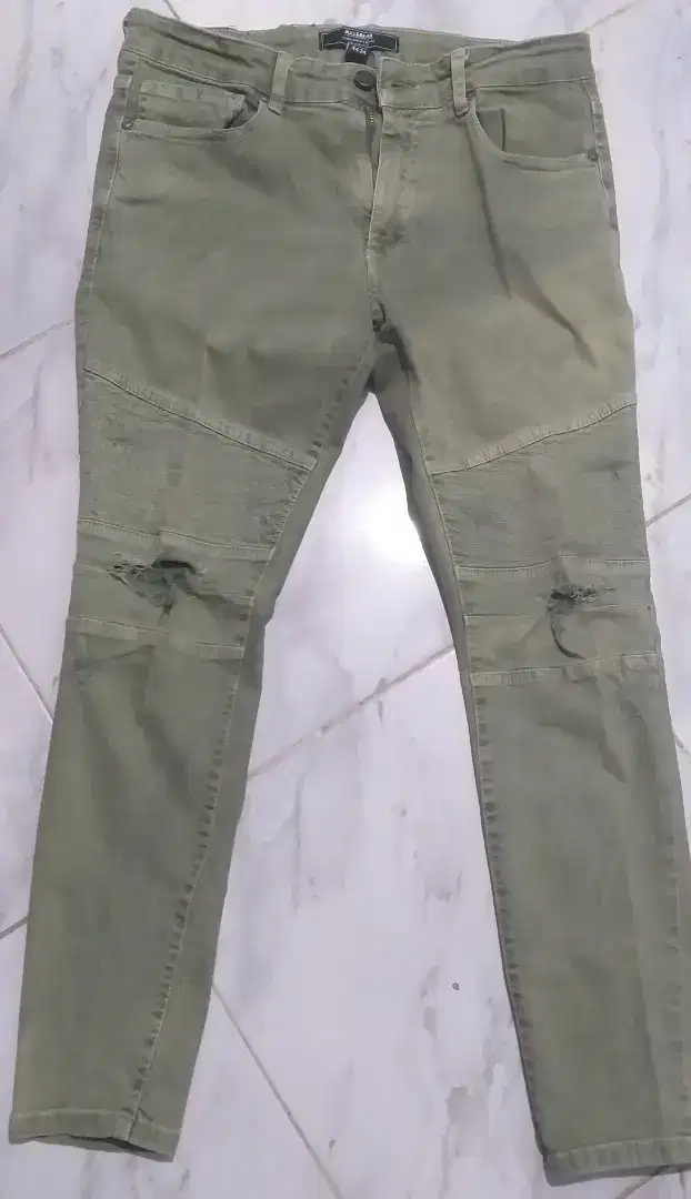 Celana panjang bikers pull&bear