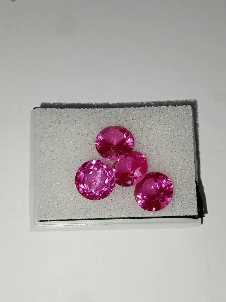 Batu permata pink rose Siam Bangkok