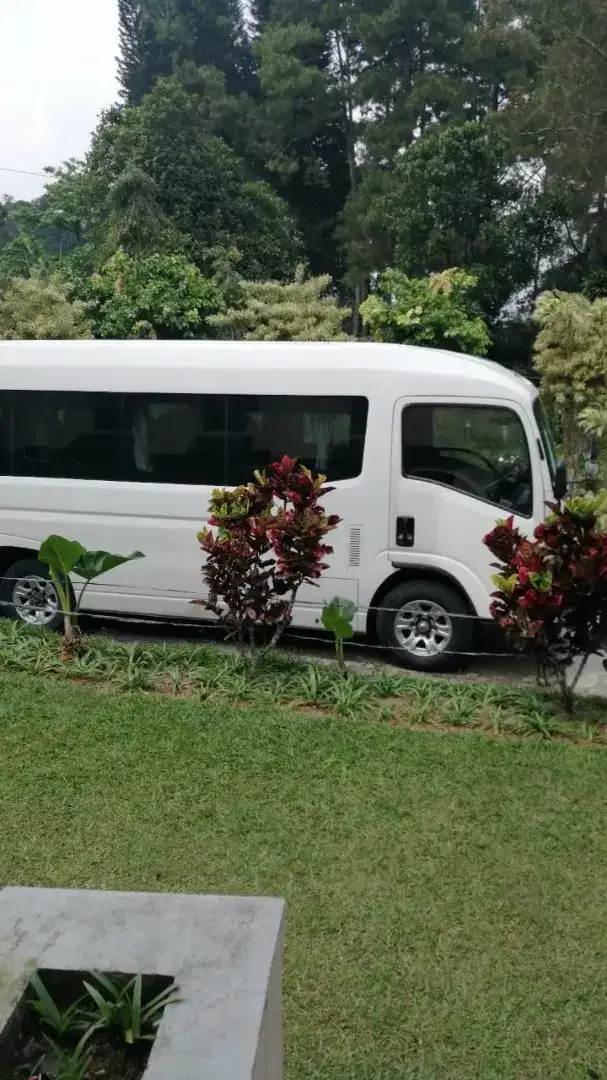 Sewa Elf Rental Hiace Sewa Bus Pariwisata Jakarta Utara  Kelapa gading