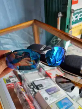 KACAMATA VEITHDIA ORIGINAL POLARIZED BARU