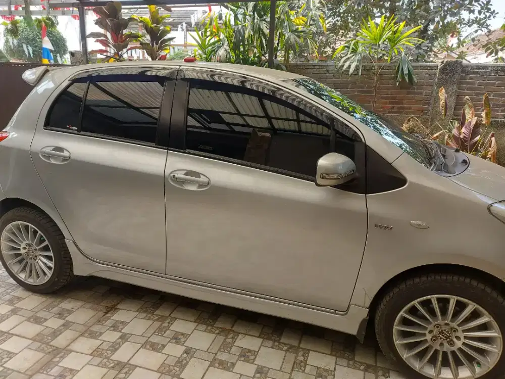 kaca film mobil terbaik dikelasnya