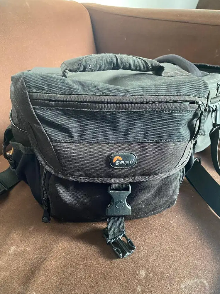 Tas Lowepro untuk Camera