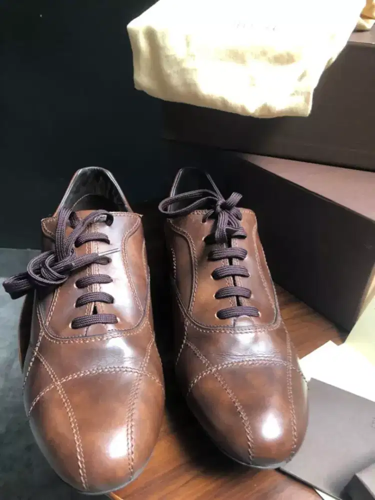 Jual Sepatu Louis Vuitton