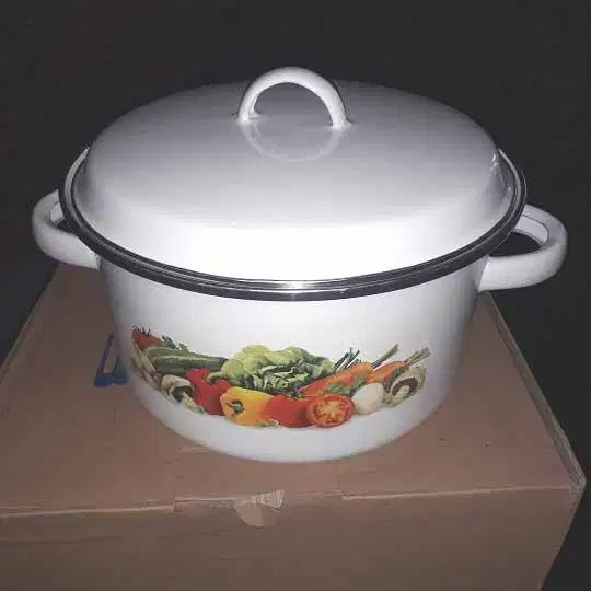 Panci serba guna Sauce Pot Enamel dengan Tutup 20 cm