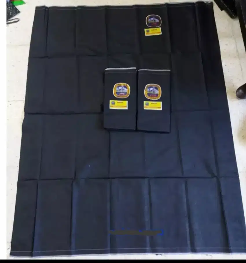Sarung dewasa hitam polos