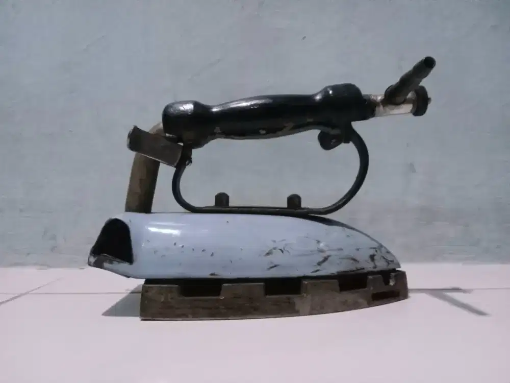 Setrika gas kuno GLC A.Kenrick & Sons Ltd England vintage retro jadul