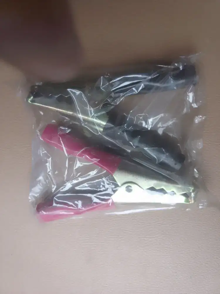 Penjepit ukuran besar