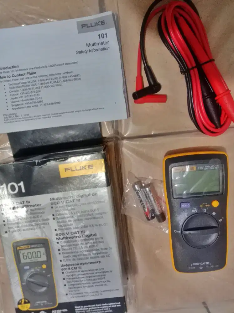 FLUKE 101 DIGITAL MULTIMETER