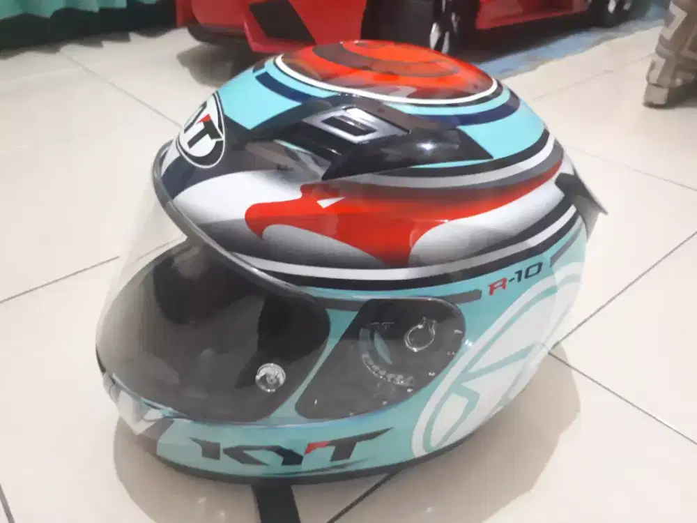 Helm KYT R10 Aquamarine size L