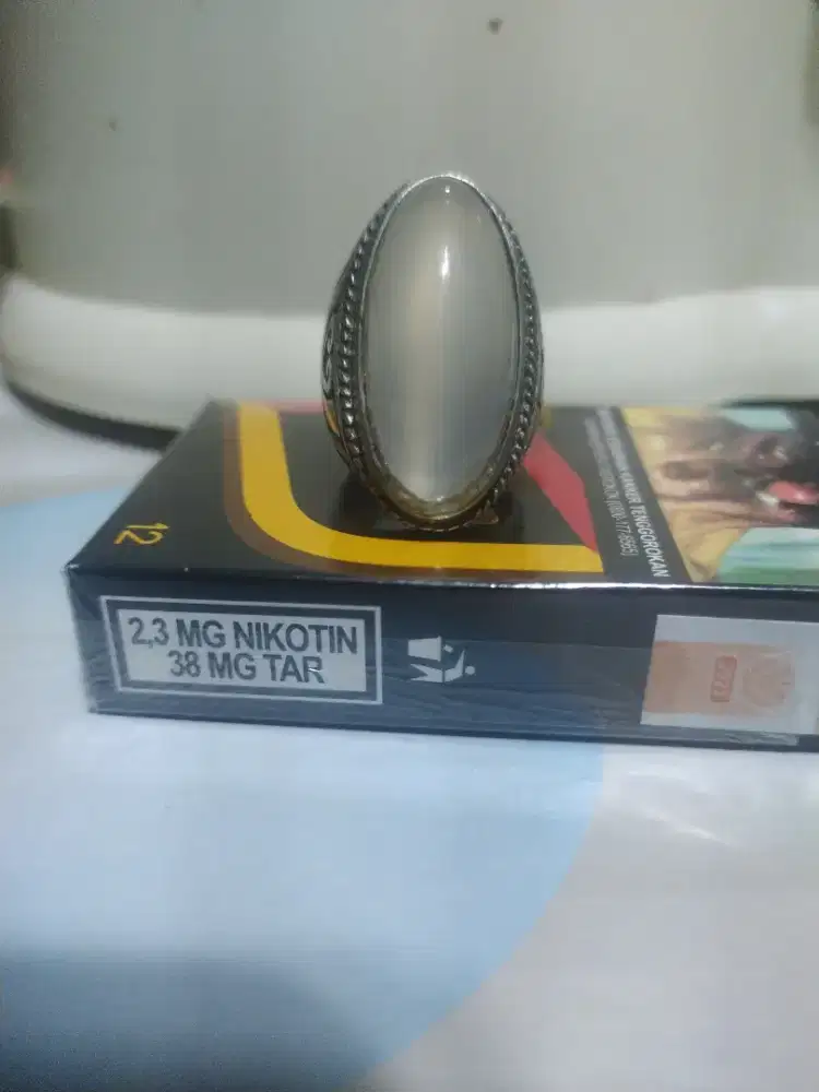 Batu Anggur Keristal