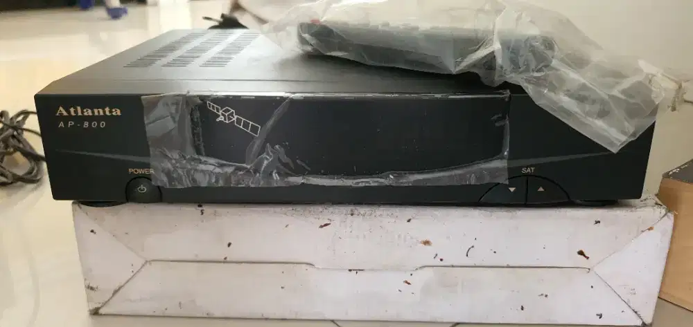 Satellite antena positioner ap - 800