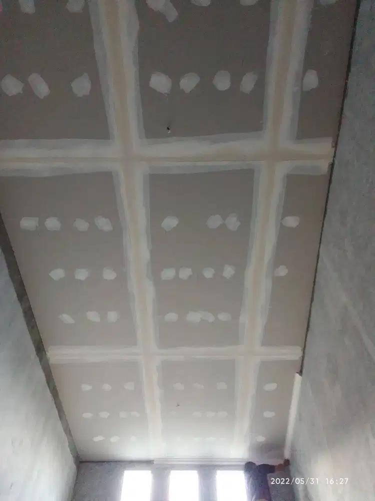 Model desain plafon gypsum dan pvc