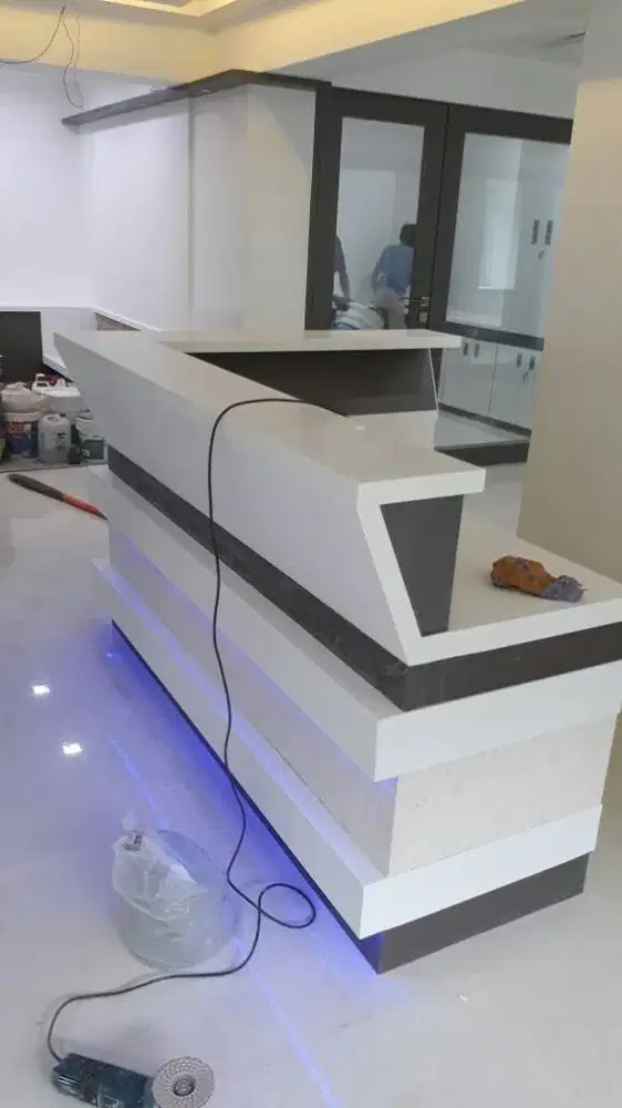 Meja Kasir / Meja Resepsionis