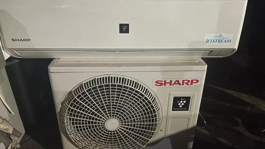 AC 1/2 Pk sharp harga plus pasang garansi 6 bulan