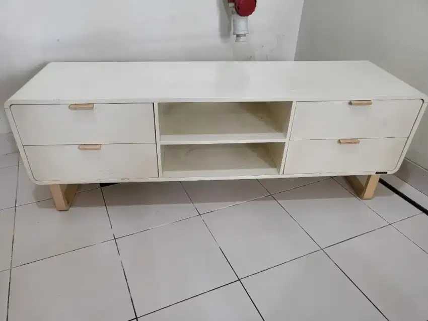 Meja rak TV ifurnholic morgan 140 x 40 x 48 (cm)