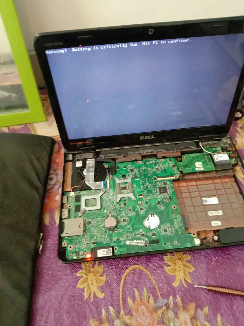 Jasa service laptop dan komputer