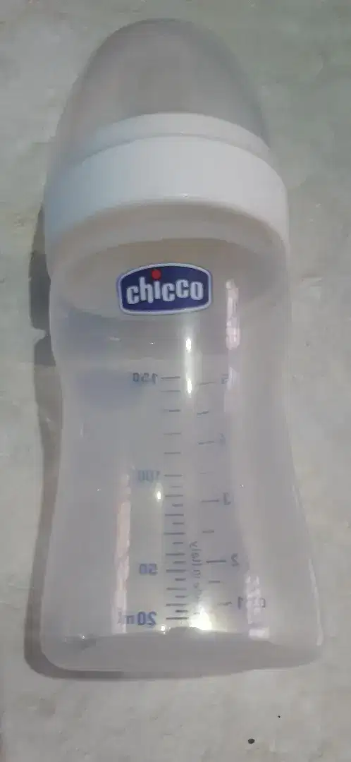 Botol susu chicco