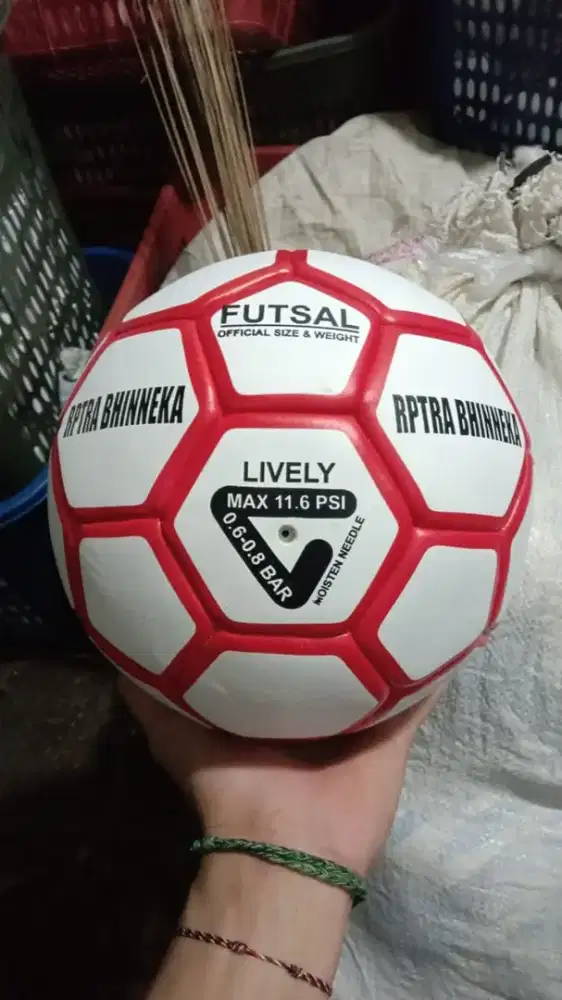 Bola futsal size 4