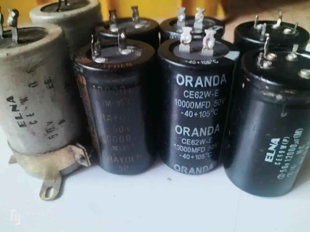 Elco ukuran besar 10000uf 63vol cootan dan baru.ampur kondi