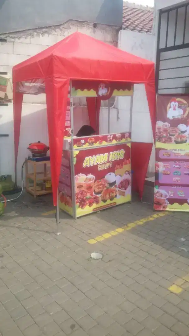 Tenda lipat dn tenda bongkar pasang yaaa