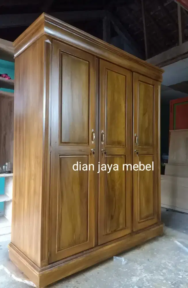 lemari jati pakaian pintu 3