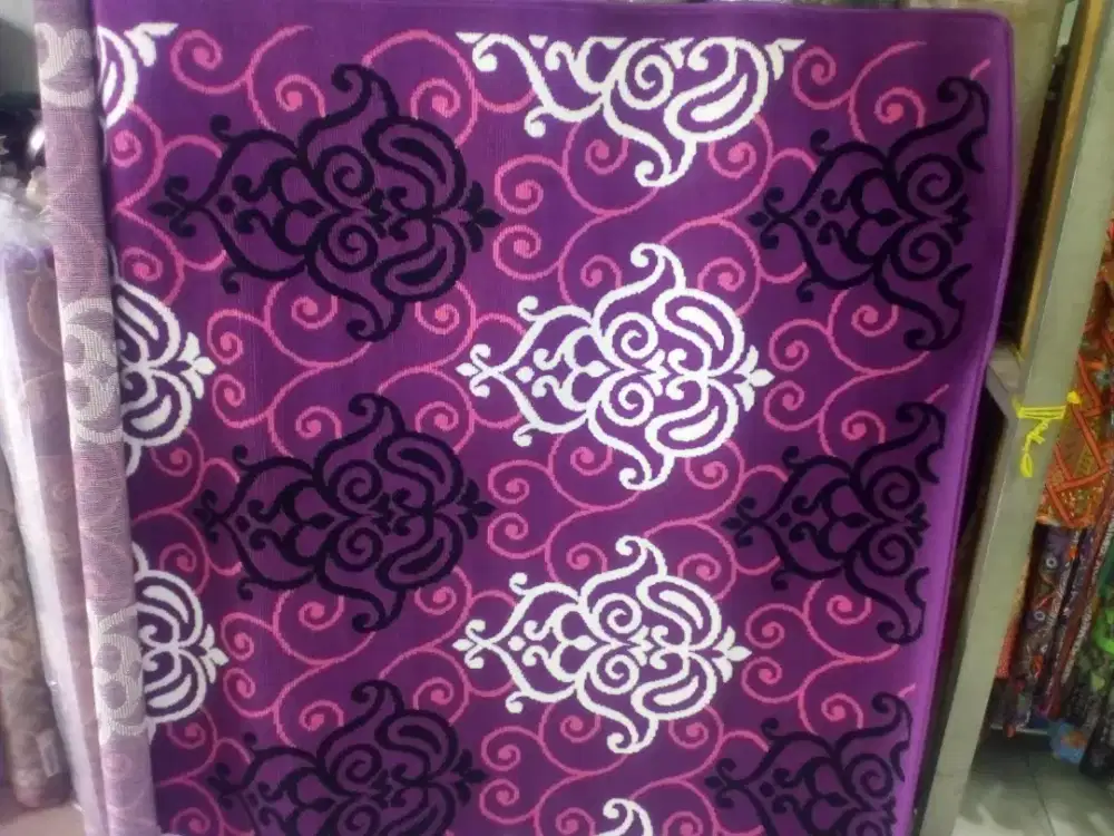 Karpet Permadani Moderno Almaya Paris Dan Karpet Sajadah Masjid