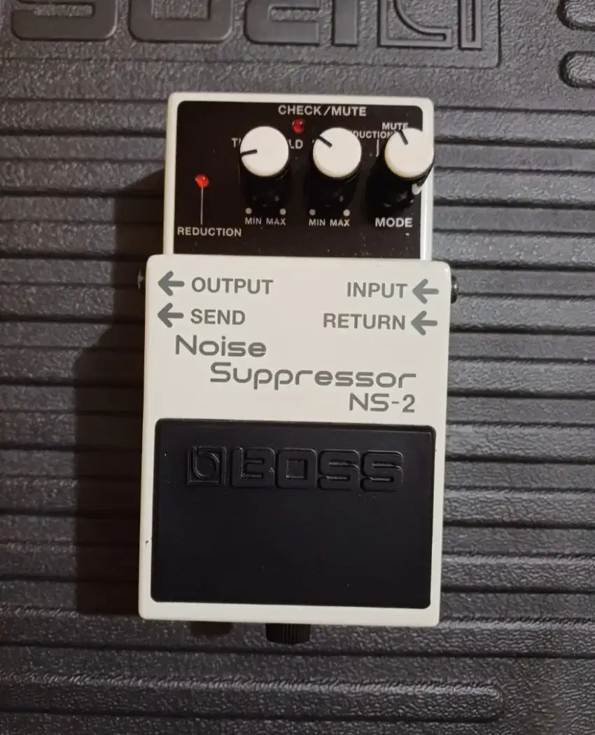 Efek gitar boss Noise Supressor NS-2