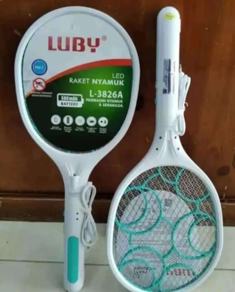 Raket Nyamuk Elektrik