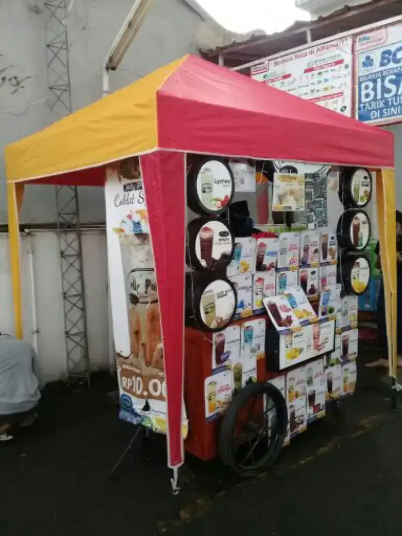 Tenda outdoor jualan bazar