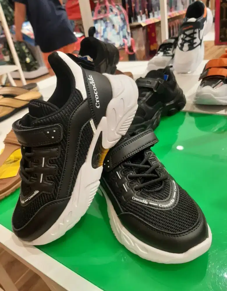 Sepatu No.34 Anak CROCODILE XD17040 ORIGINAL ASLI BAGUS BANGET