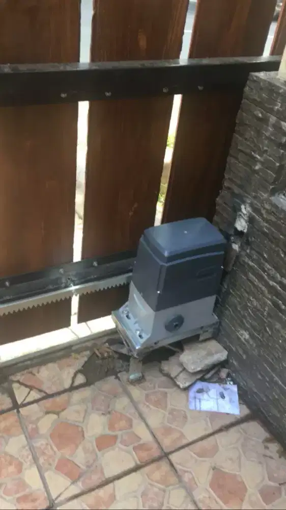 Mesin profesional otomatis pintu pagar