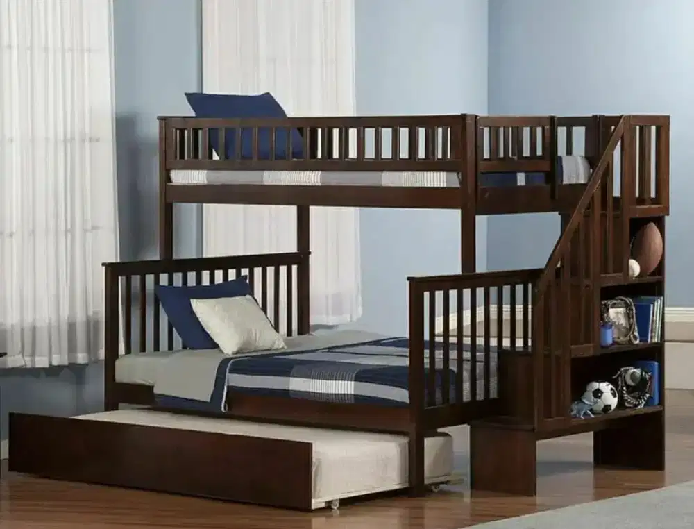 Tempat tidur tingkat.Tempat tidur susun.Ranjang tingkat.Ranjang susun.