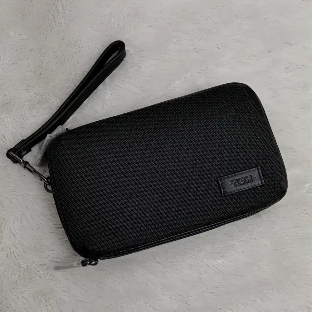 Tumi x lexus clutch triple zip original