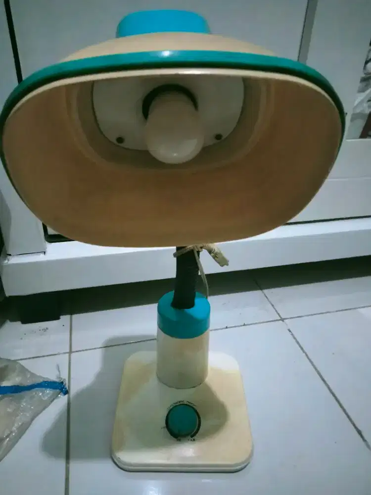 Lampu belajar besar merk bagus MASPION LAMP